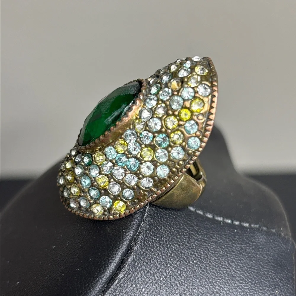 Sparkly Elegant Antique Gold Tone Statement Green Stretch Ring